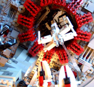 Illustration for article titled Using Hundreds of LEGO Star Wars Mini-Spaceships to Create Huge Battles